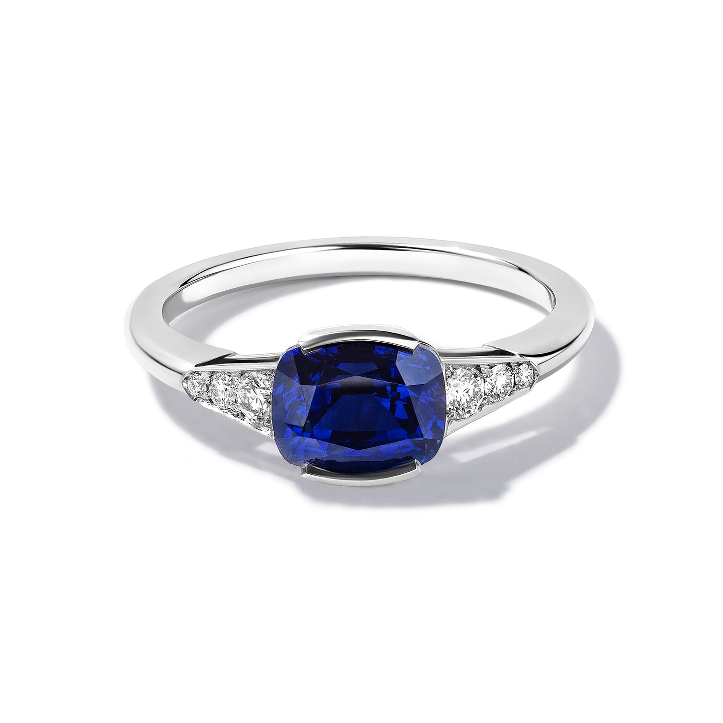 Royal Blue Sapphire & Diamond Ring